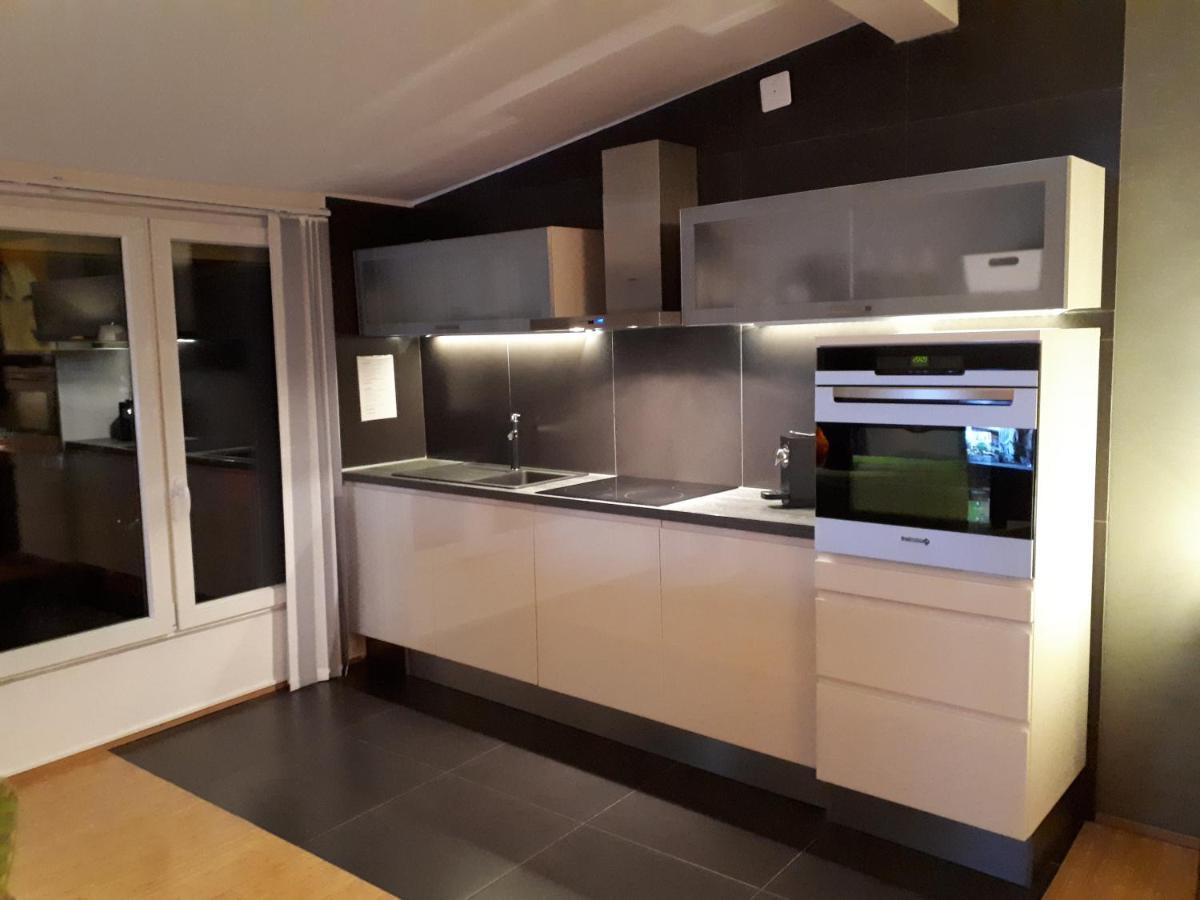 La Crique De L'Evole Apartment Нюшател Екстериор снимка